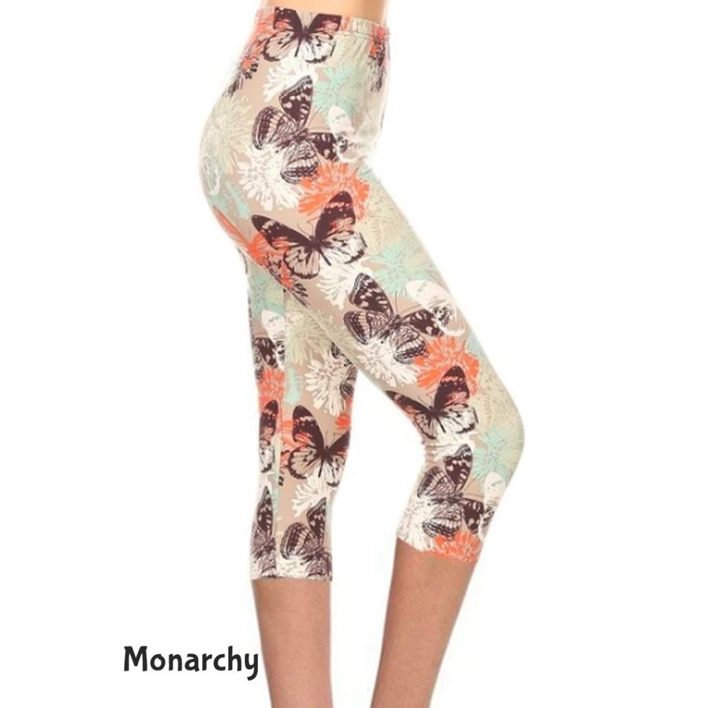 Butterfly Print Capri Leggings